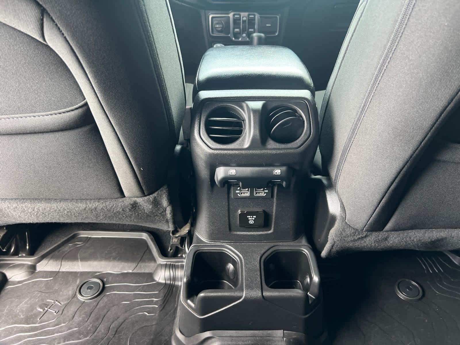 2022 Jeep Wrangler Unlimited Willys