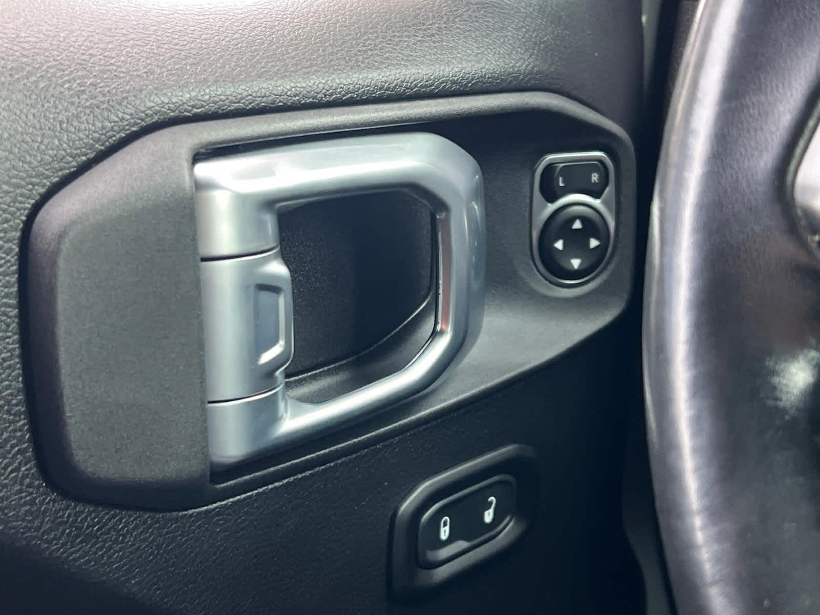 2022 Jeep Wrangler Unlimited Willys 4x4