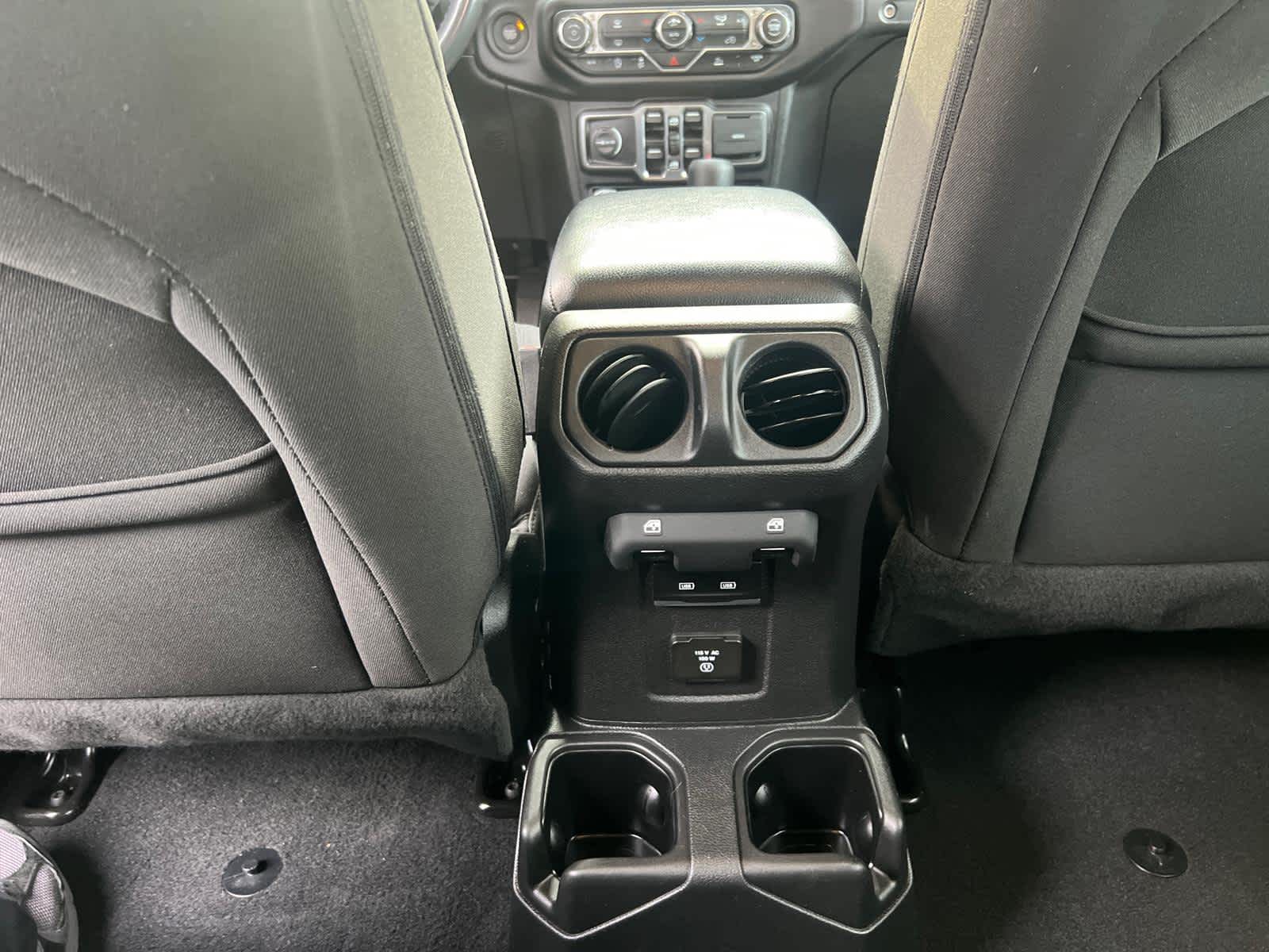 2022 Jeep Wrangler Unlimited Willys 4x4