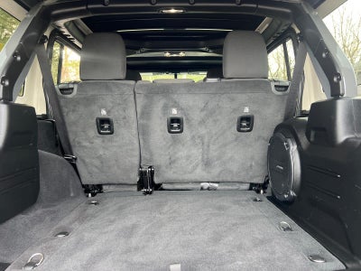 2022 Jeep Wrangler Unlimited Willys 4x4