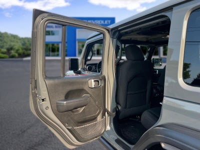 2022 Jeep Wrangler Unlimited High Tide 4x4
