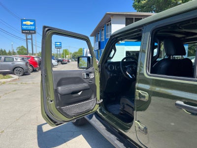 2022 Jeep Wrangler Unlimited Sahara 4x4