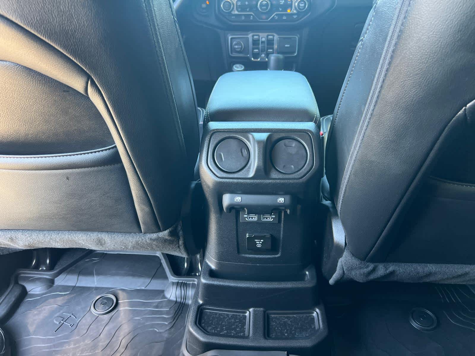 2022 Jeep Wrangler Unlimited Sahara 4x4