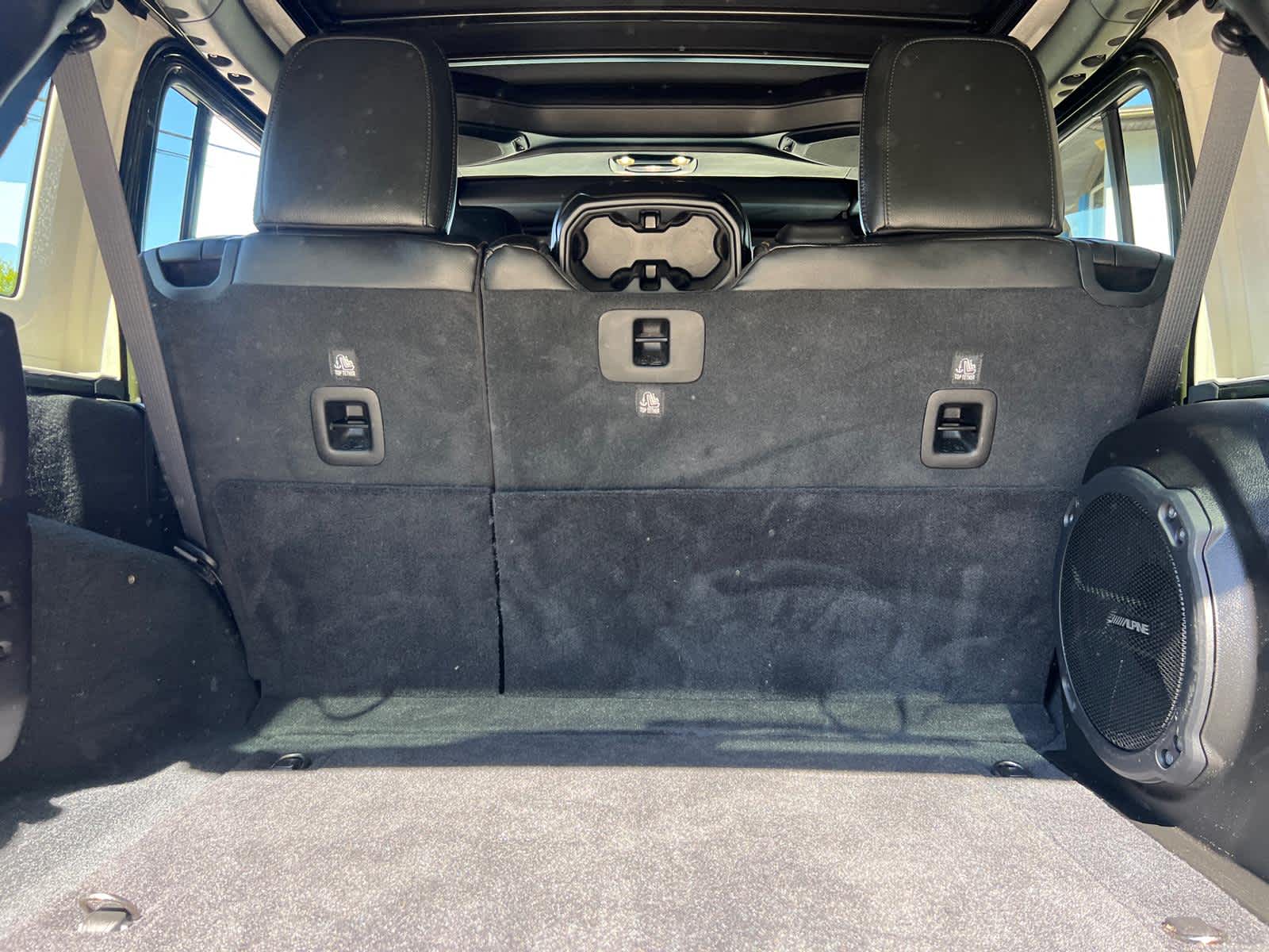 2022 Jeep Wrangler Unlimited Sahara 4x4
