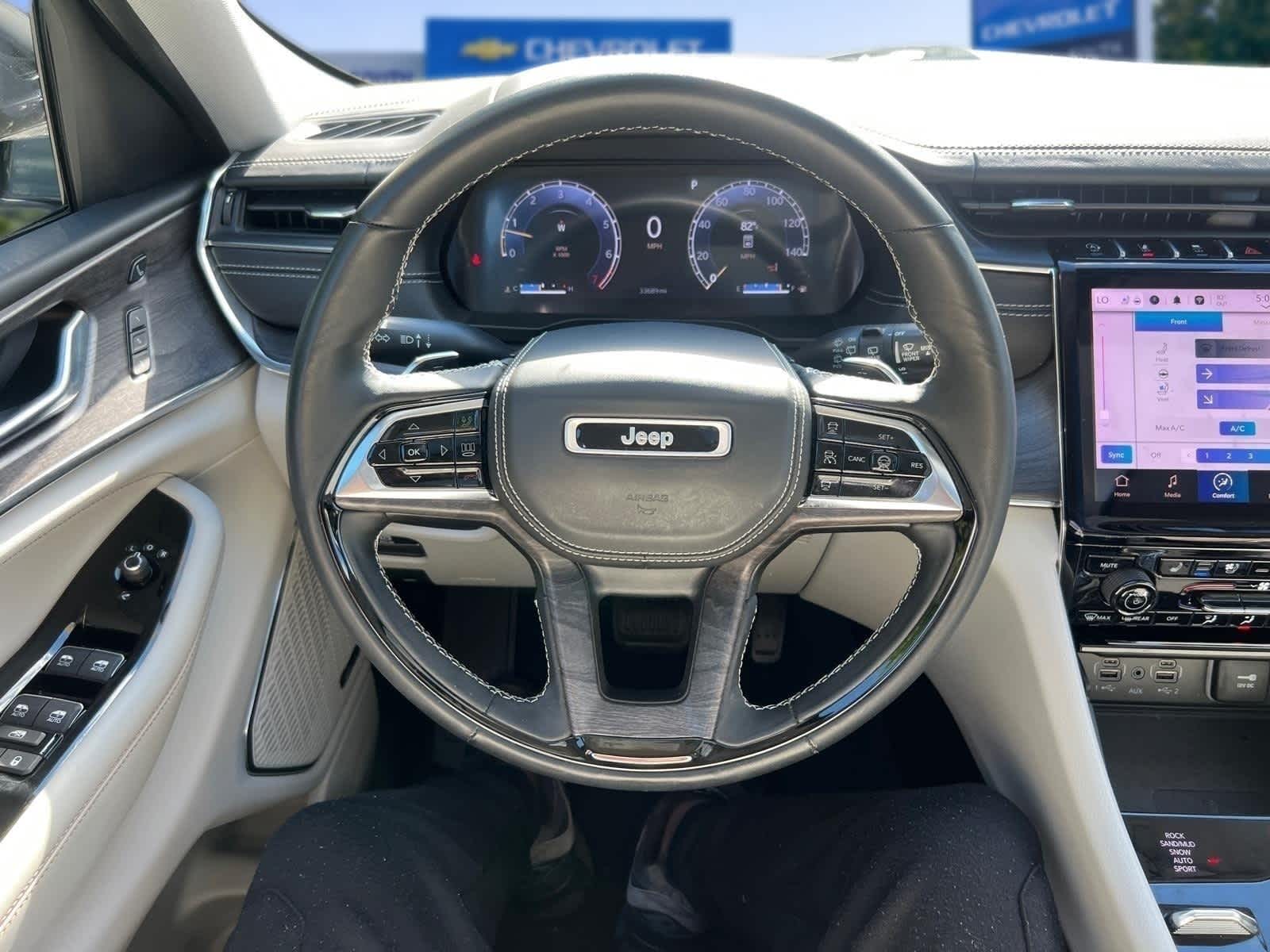 2023 Jeep Grand Cherokee Overland 4x4