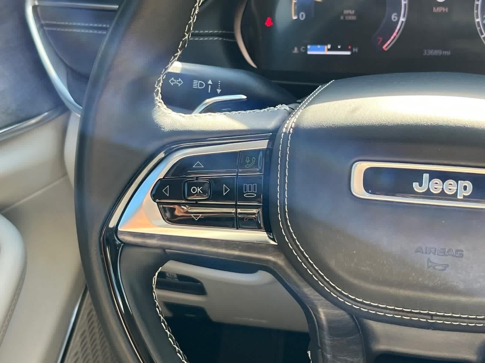 2023 Jeep Grand Cherokee Overland 4x4