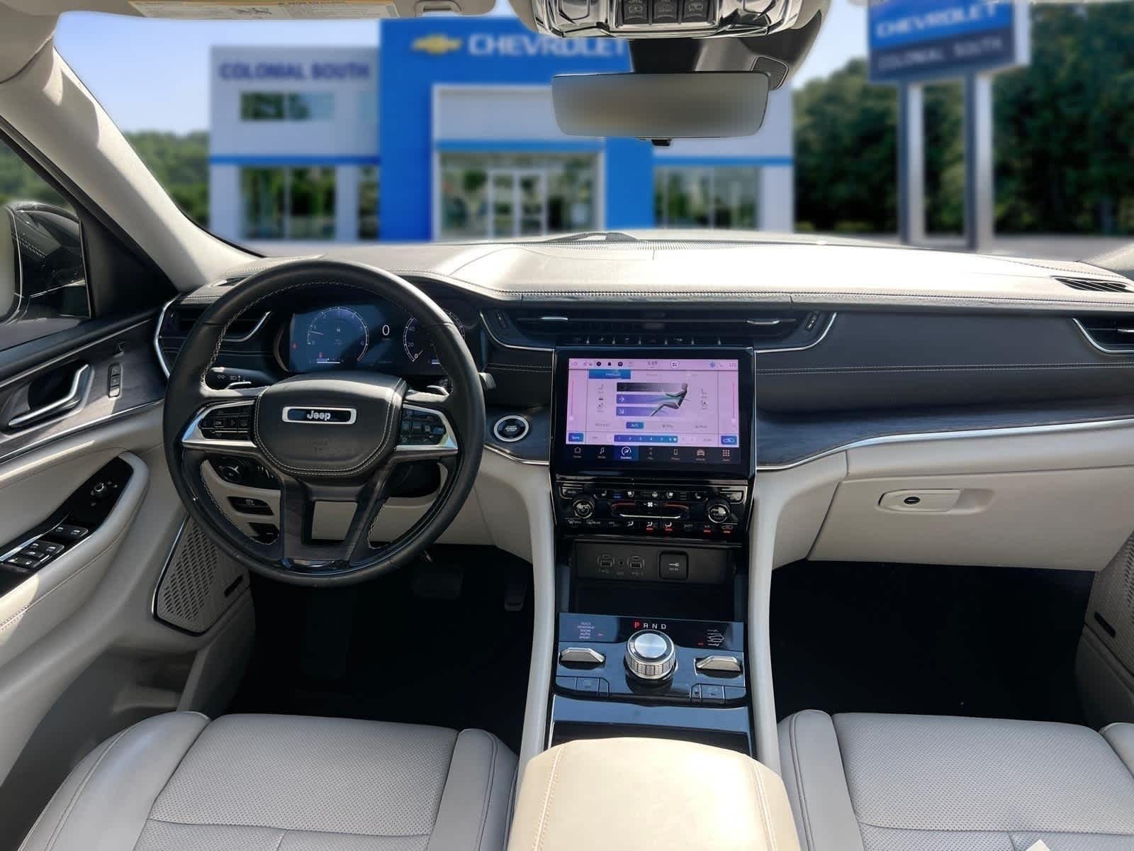 2023 Jeep Grand Cherokee Overland 4x4