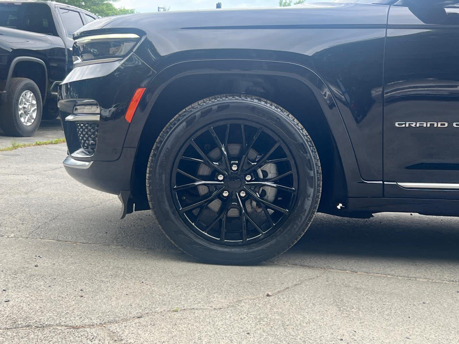 2023 Jeep Grand Cherokee Summit