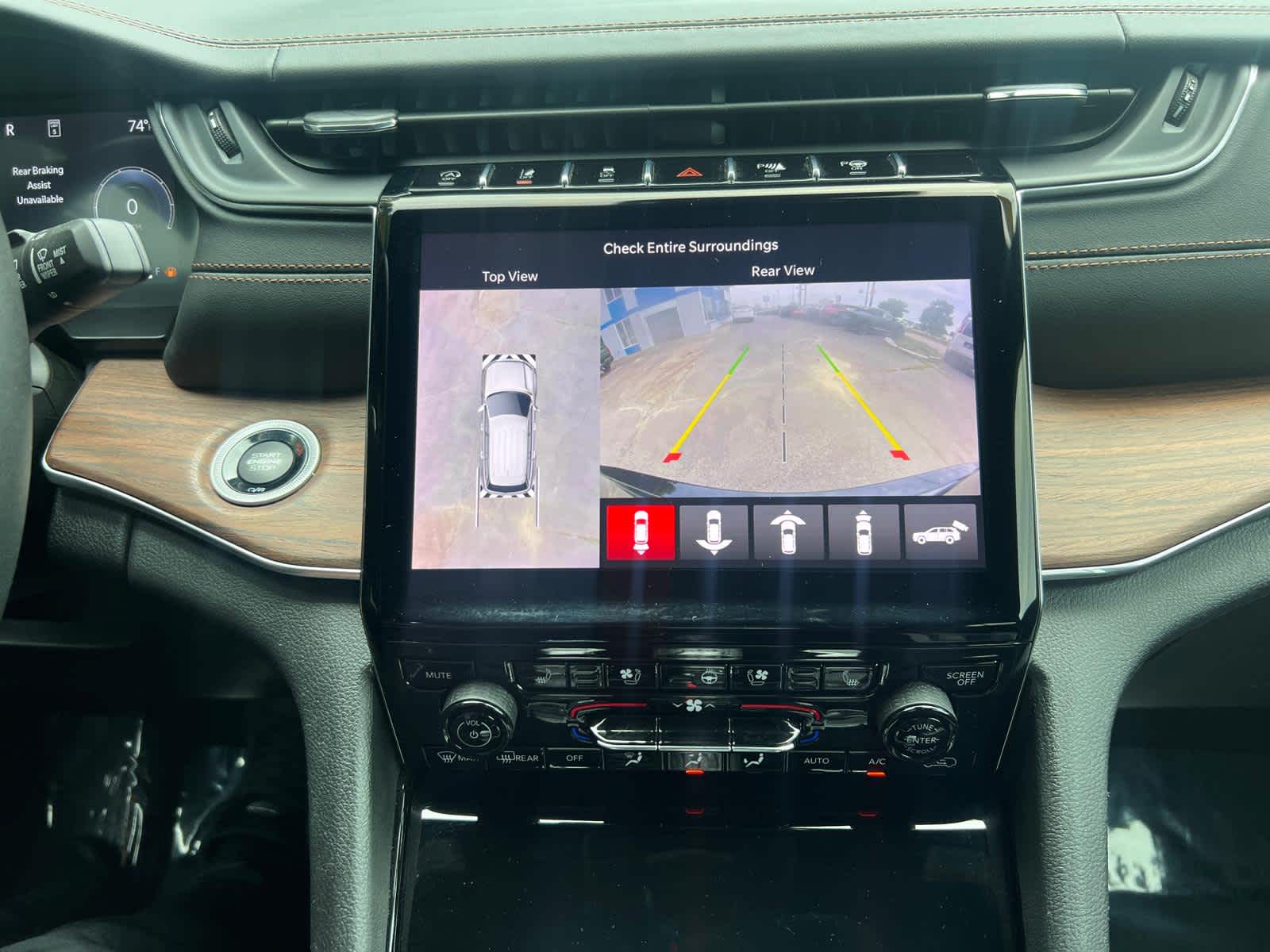 2023 Jeep Grand Cherokee Summit