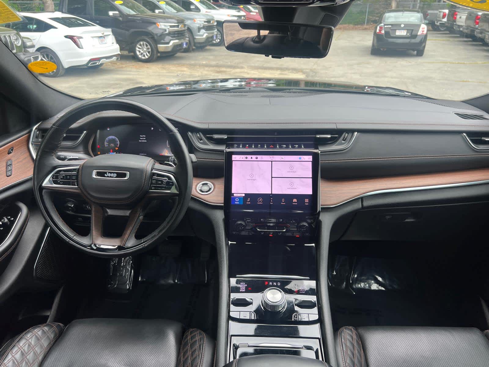2023 Jeep Grand Cherokee Summit