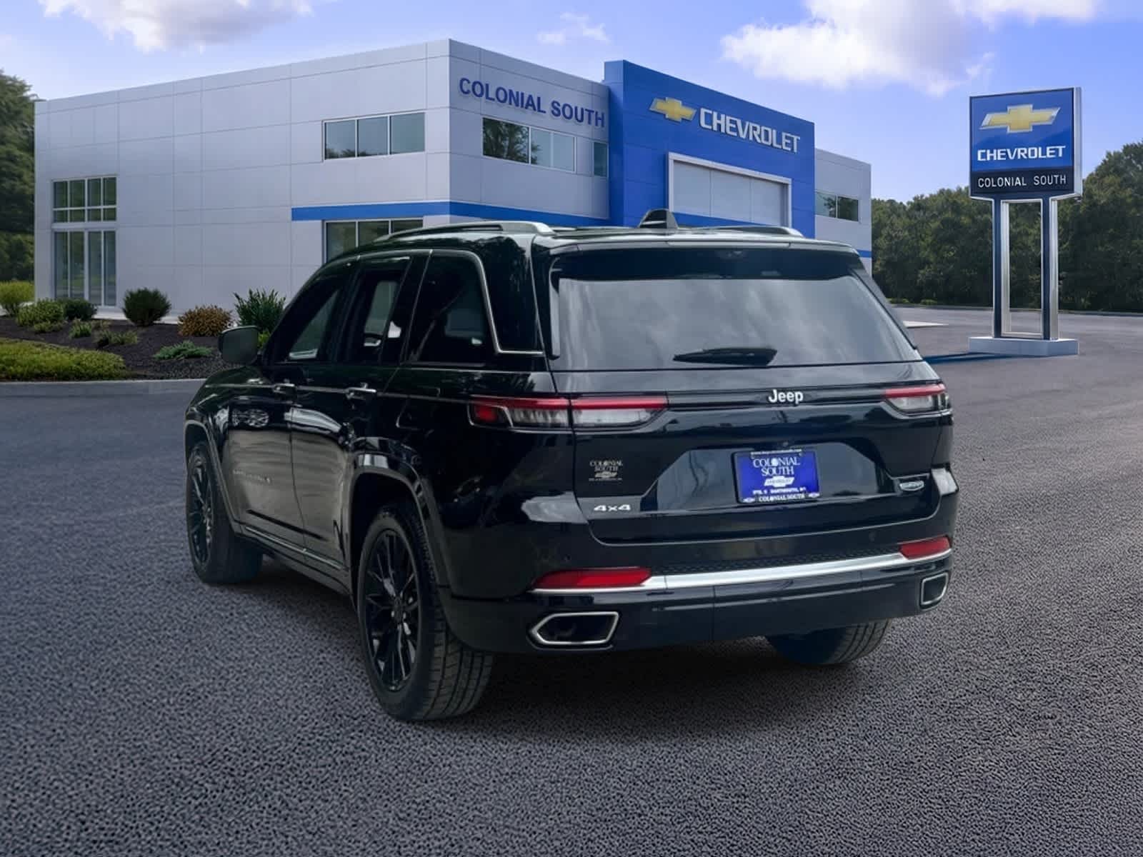 2023 Jeep Grand Cherokee Summit