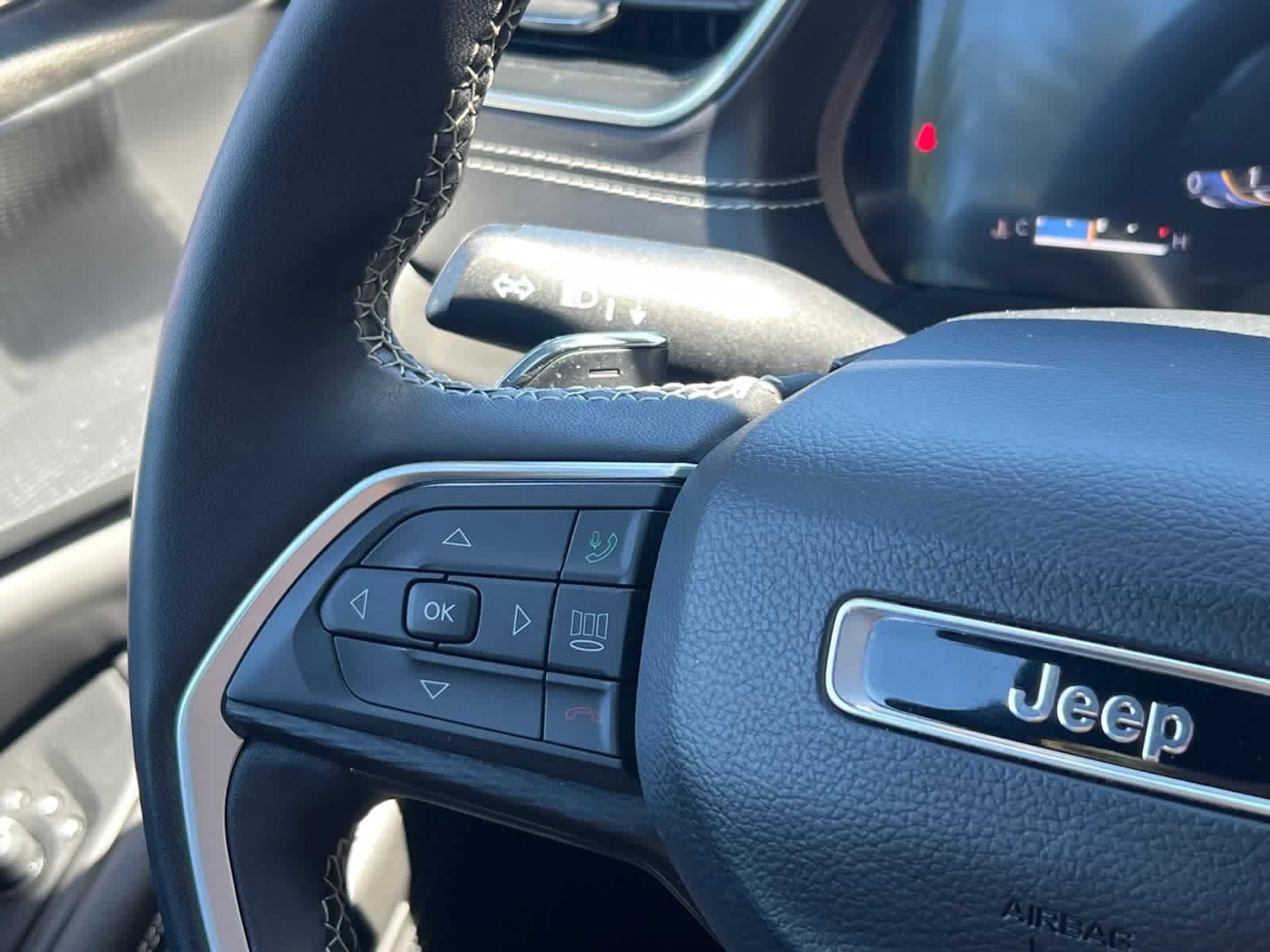 2023 Jeep Grand Cherokee L Altitude X 4x4