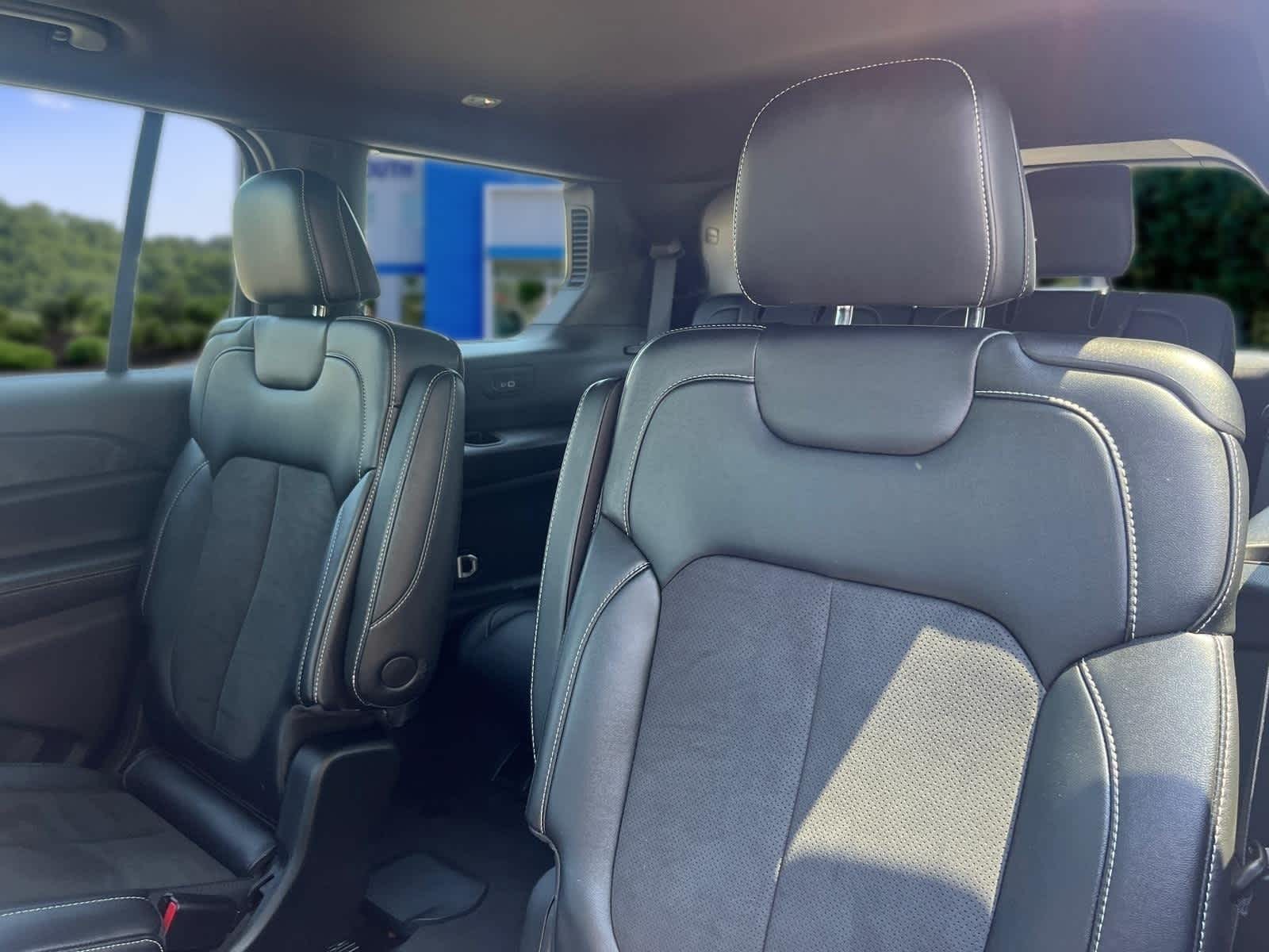 2023 Jeep Grand Cherokee L Altitude 4x4
