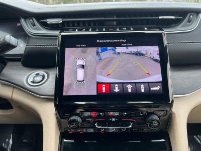 2023 Jeep Grand Cherokee L Limited 4x4