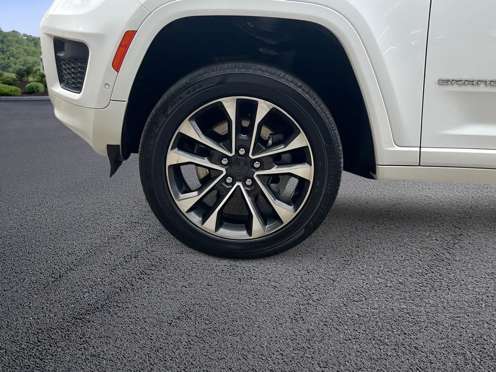 2022 Jeep Grand Cherokee L Overland 4x4