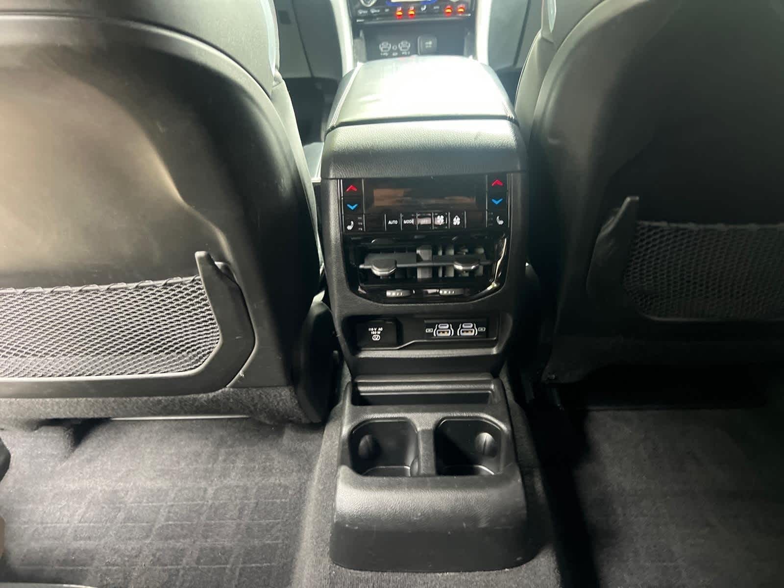 2022 Jeep Grand Cherokee L Overland 4x4