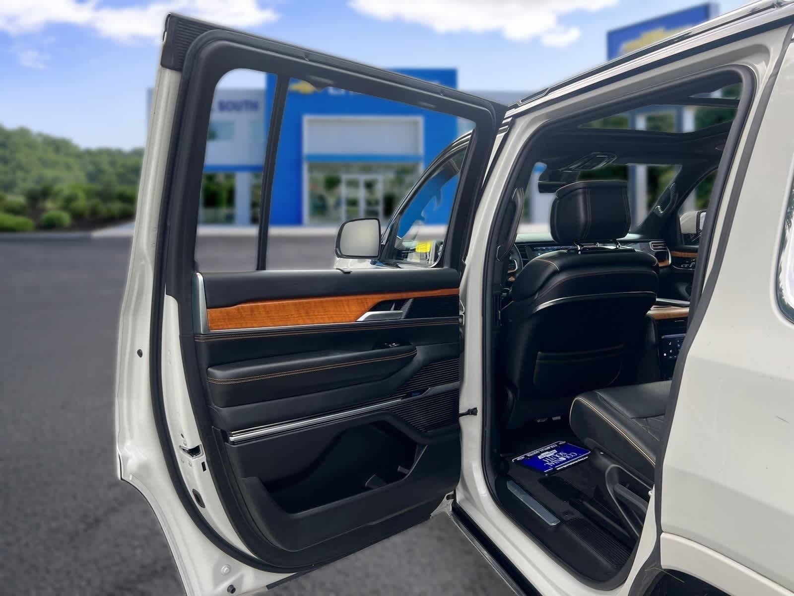 2022 Jeep Grand Wagoneer Series III 4x4