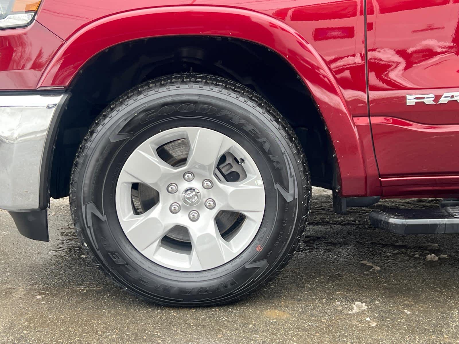 2025 RAM 1500 Big Horn Crew Cab 4x4 5'7" Box