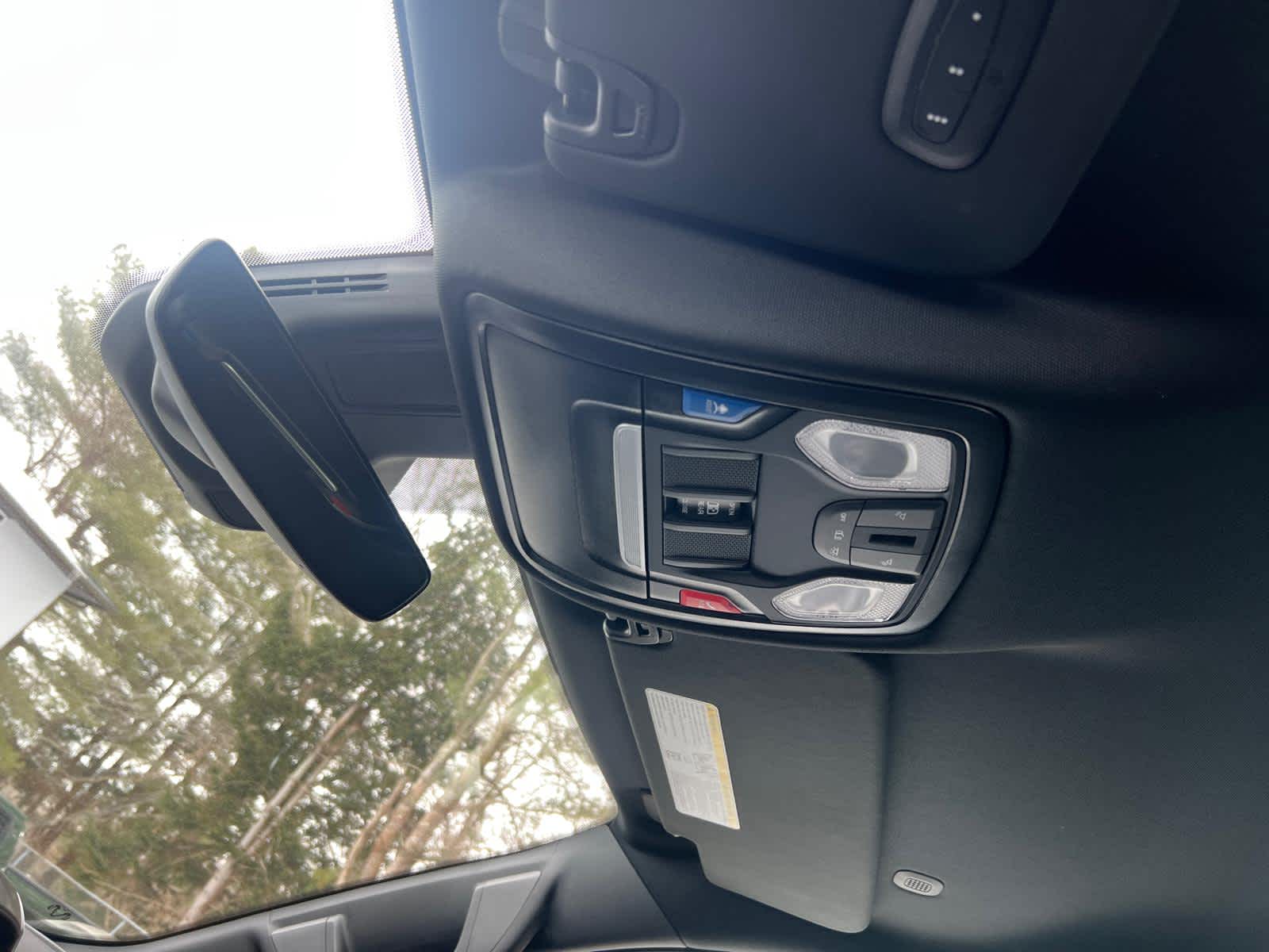 2025 RAM 1500 Big Horn Crew Cab 4x4 5'7" Box