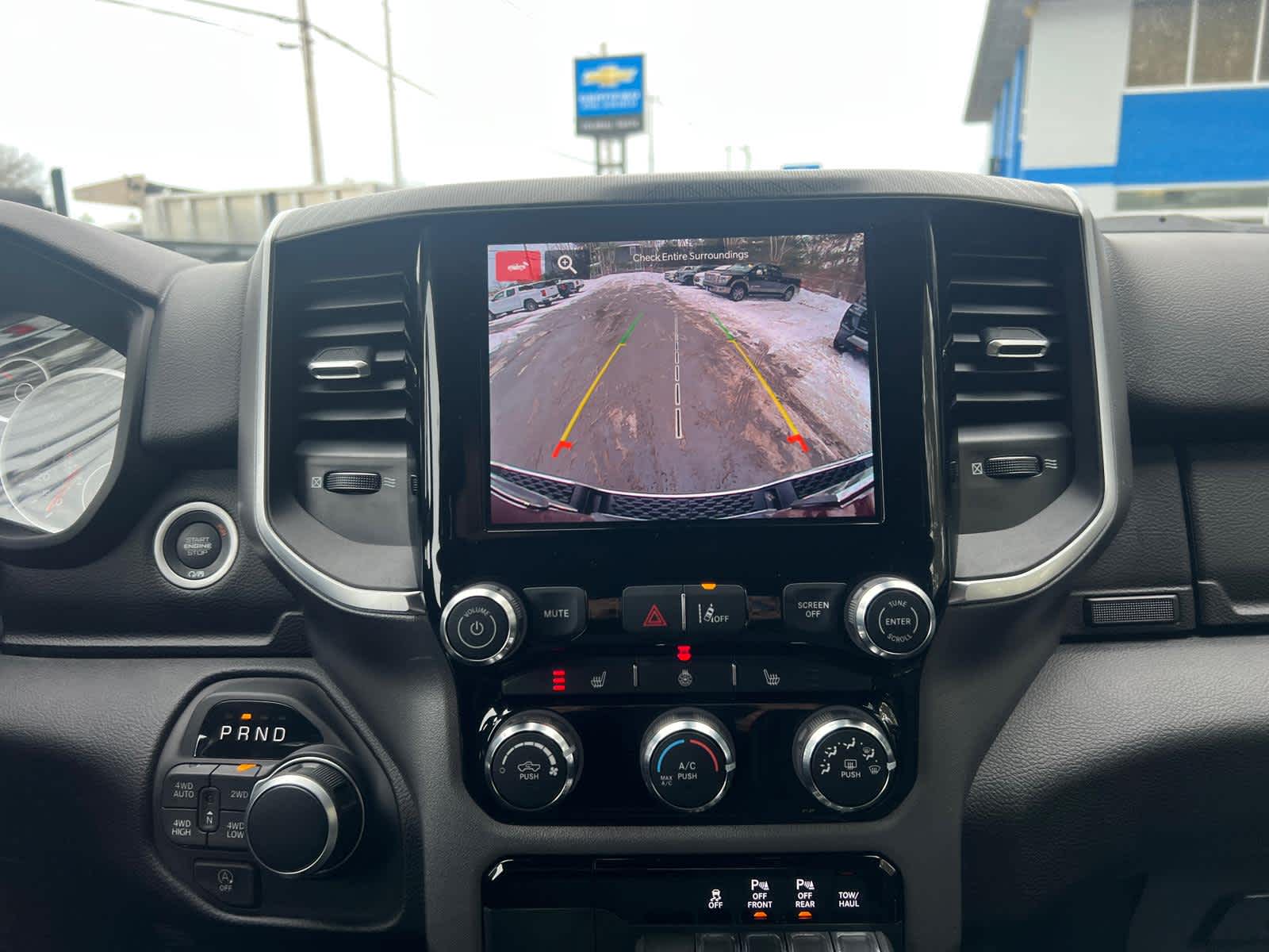 2025 RAM 1500 Big Horn Crew Cab 4x4 5'7" Box