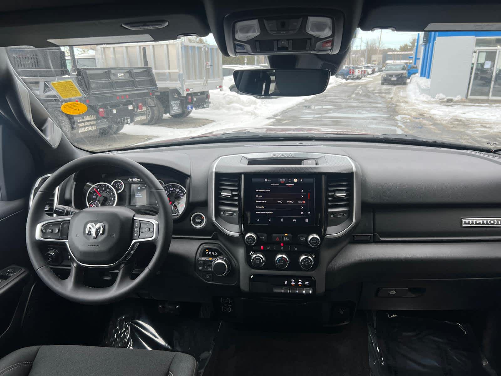 2025 RAM 1500 Big Horn Crew Cab 4x4 5'7" Box