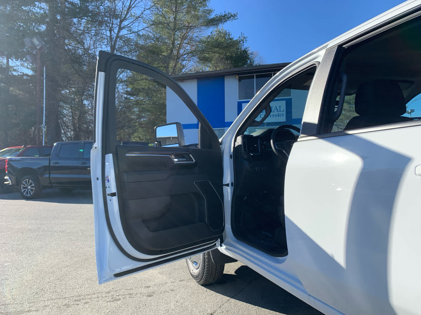 2026 Chevrolet Silverado 3500 HD Chassis Cab LT