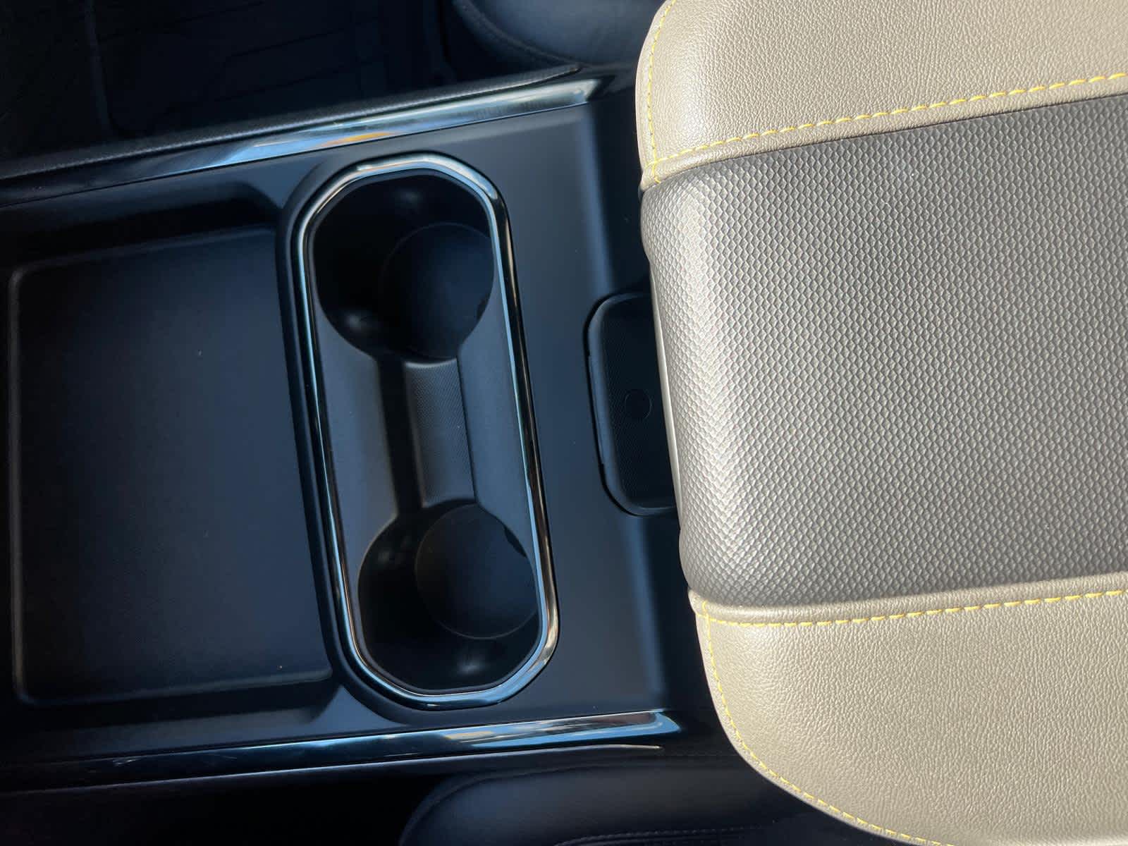 2025 Chevrolet Silverado 2500HD ZR2 - Photo 22