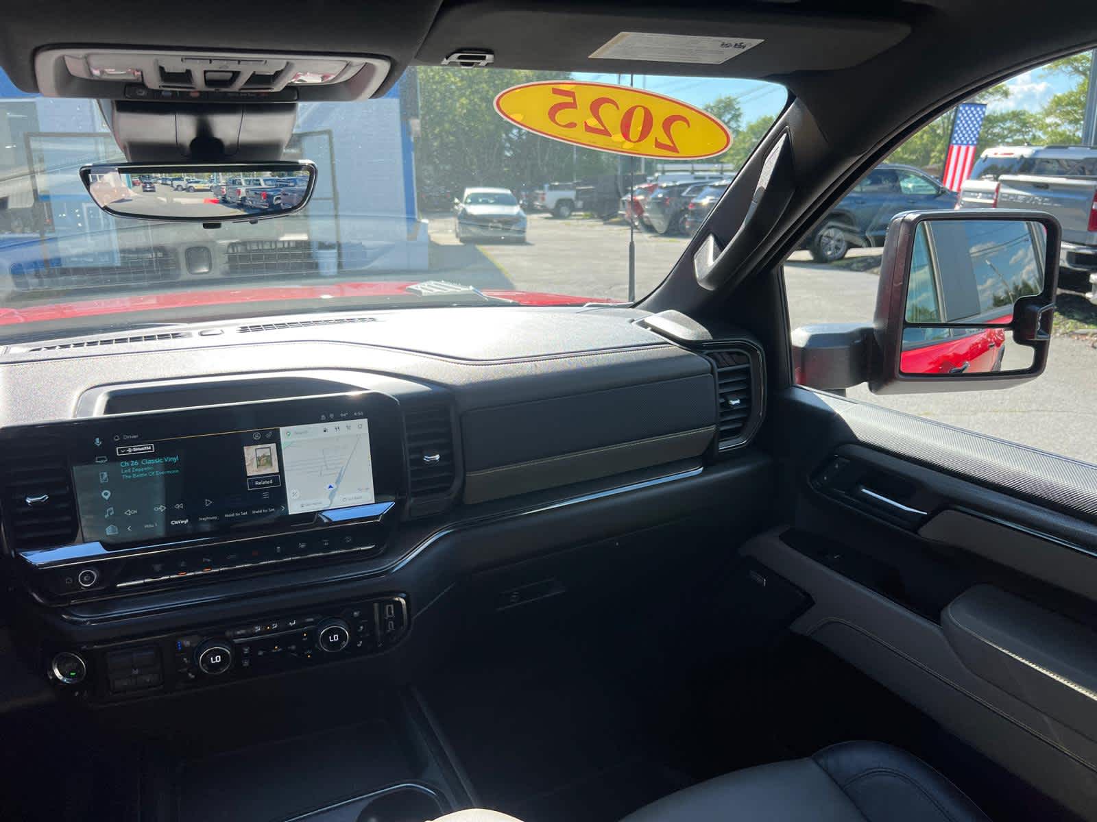 2025 Chevrolet Silverado 2500HD ZR2 - Photo 35