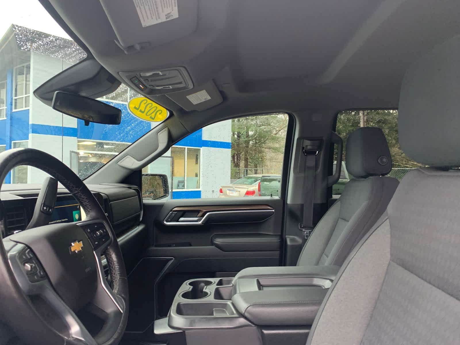 2022 Chevrolet Silverado 1500 LT (2FL)