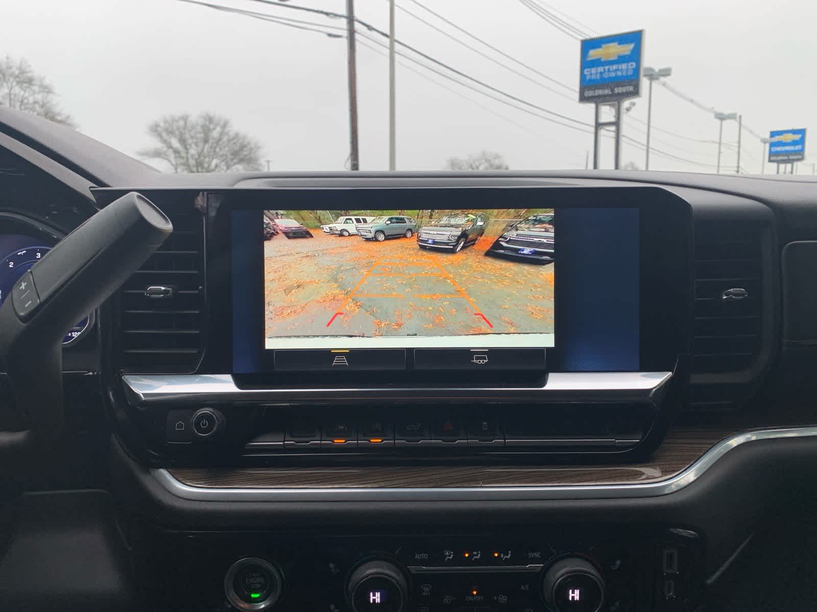 2022 Chevrolet Silverado 1500 LT (2FL)