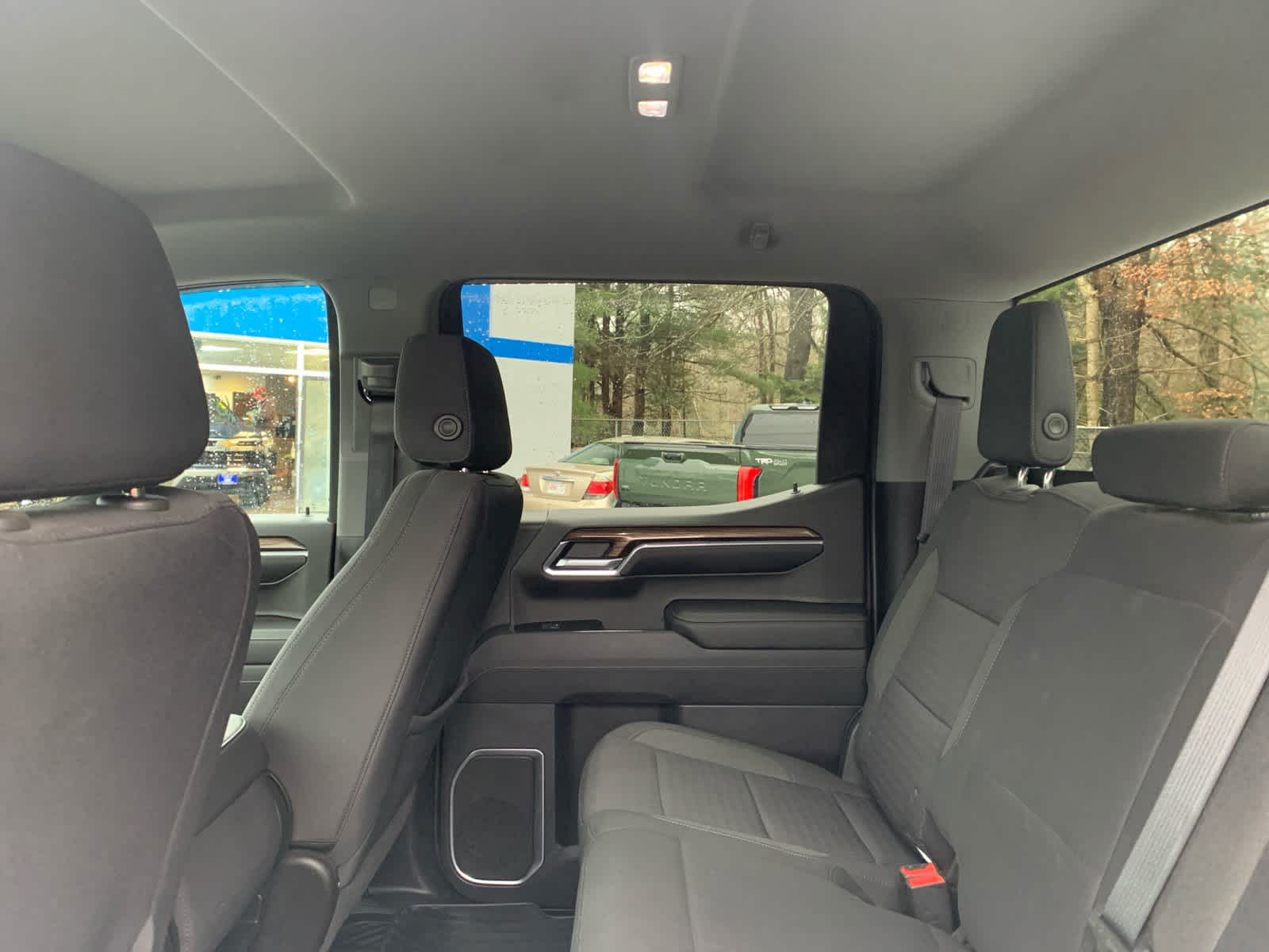 2022 Chevrolet Silverado 1500 LT (2FL)