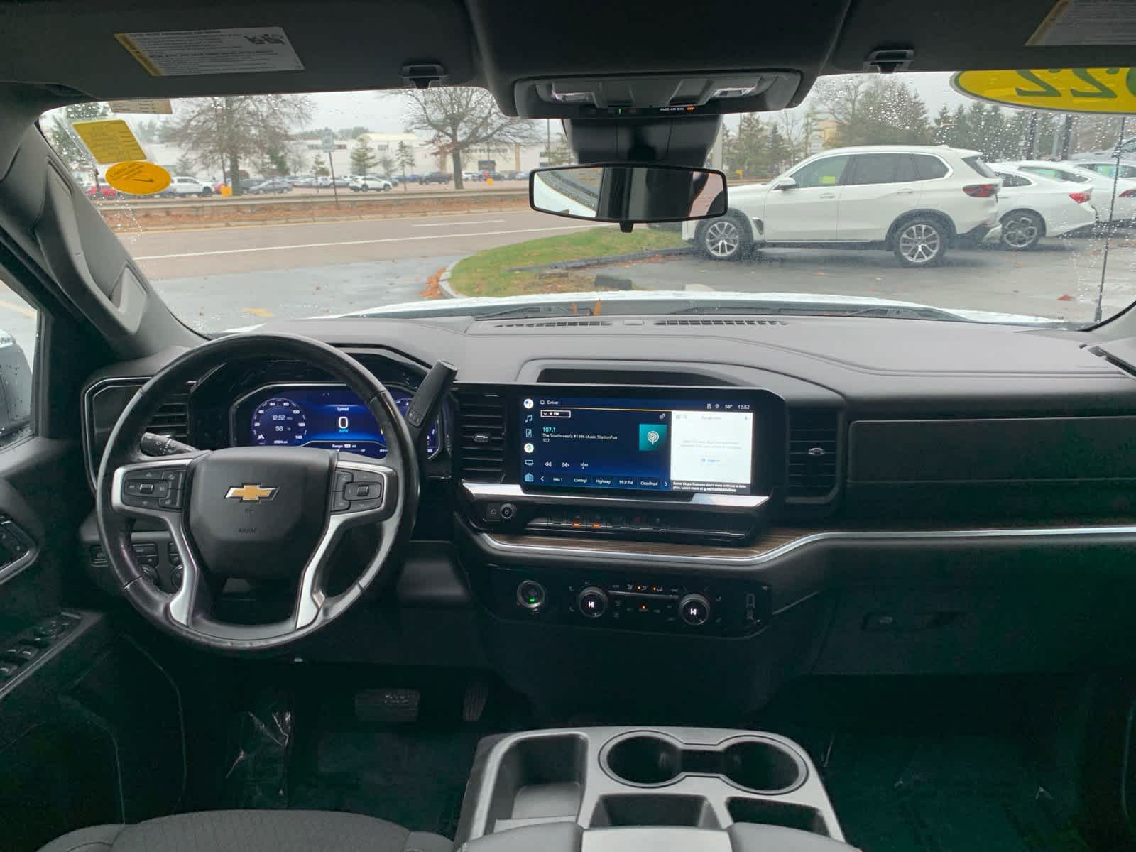 2022 Chevrolet Silverado 1500 LT (2FL)