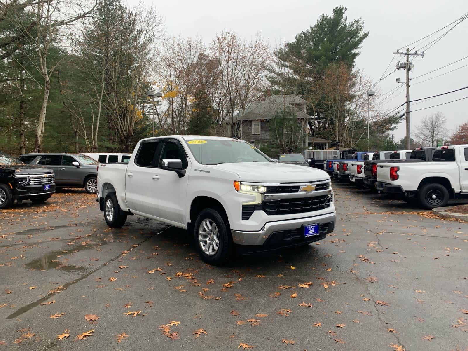 2022 Chevrolet Silverado 1500 LT (2FL)