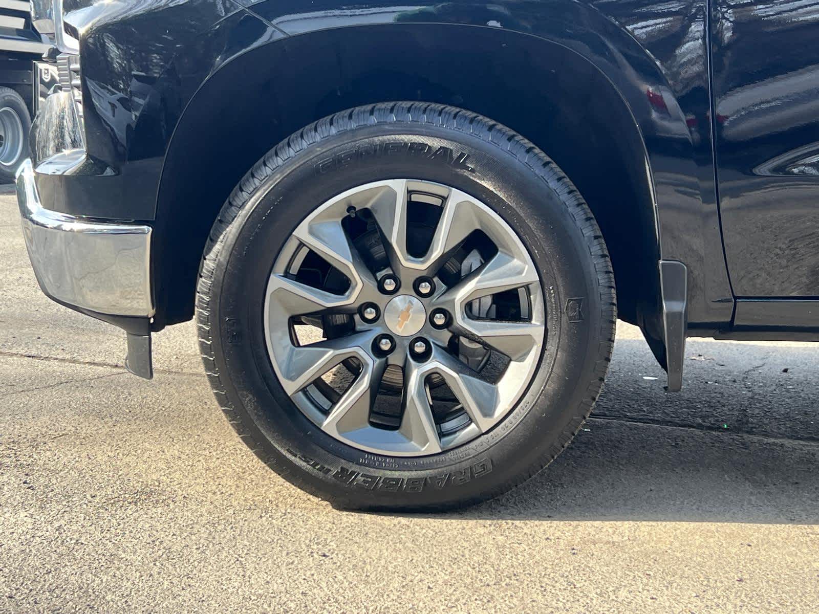 2024 Chevrolet Silverado 1500 LT (2FL)