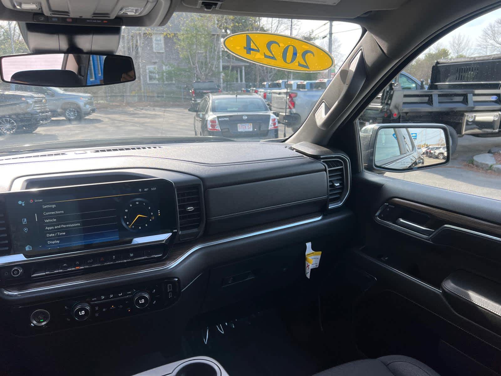 2024 Chevrolet Silverado 1500 LT (2FL)