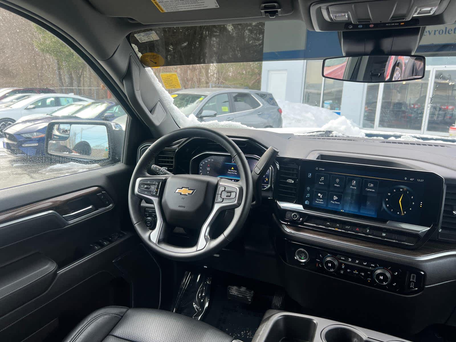 2024 Chevrolet Silverado 1500 LT (2FL)