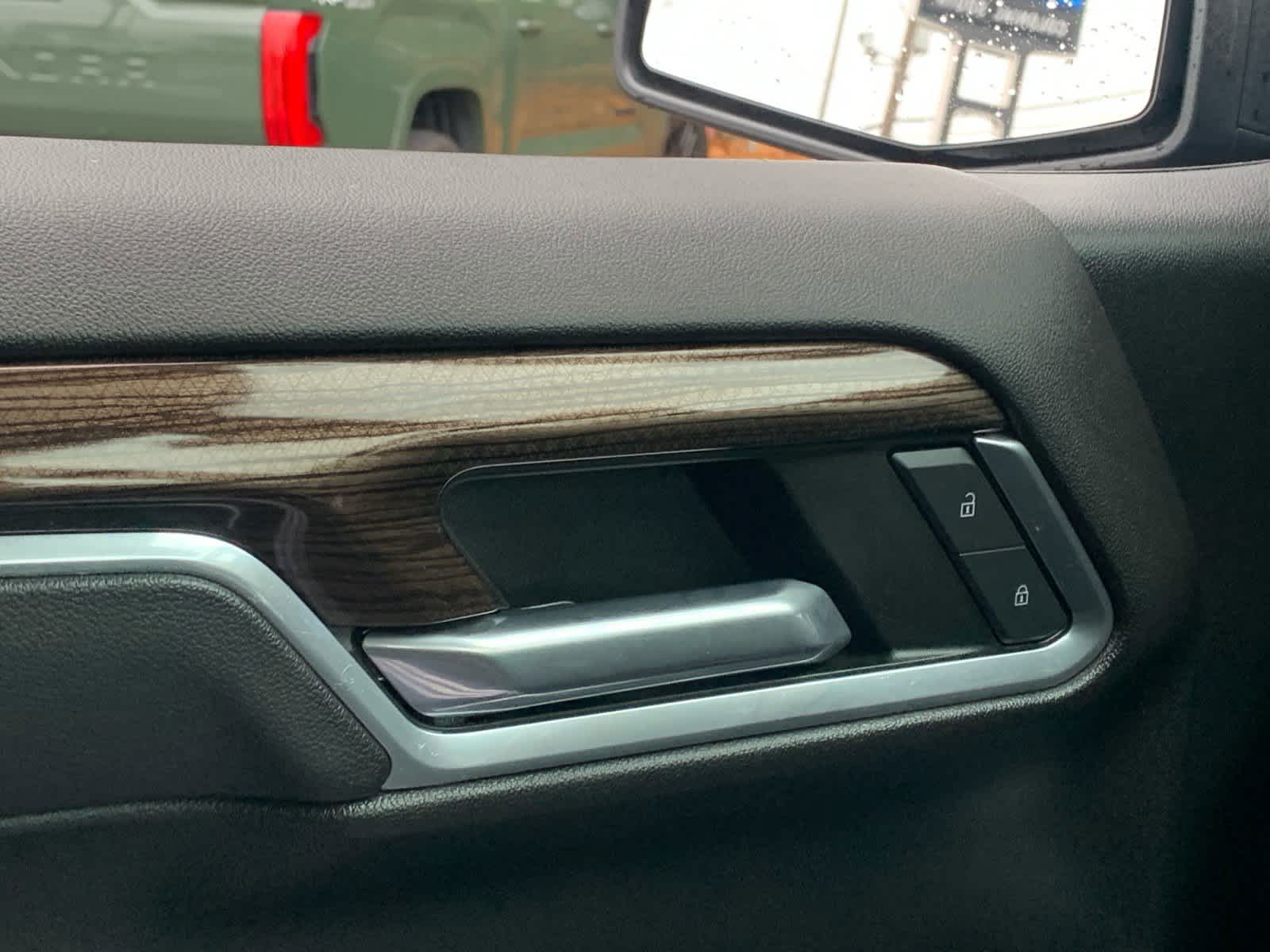 2022 Chevrolet Silverado 1500 LT (2FL)