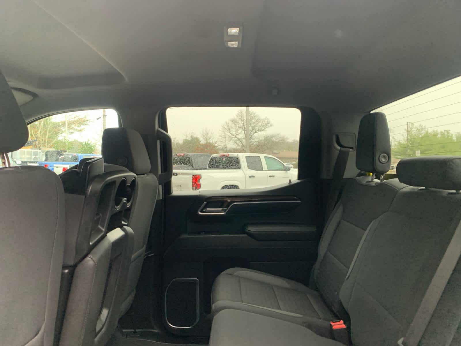 2022 Chevrolet Silverado 1500 LT (2FL)