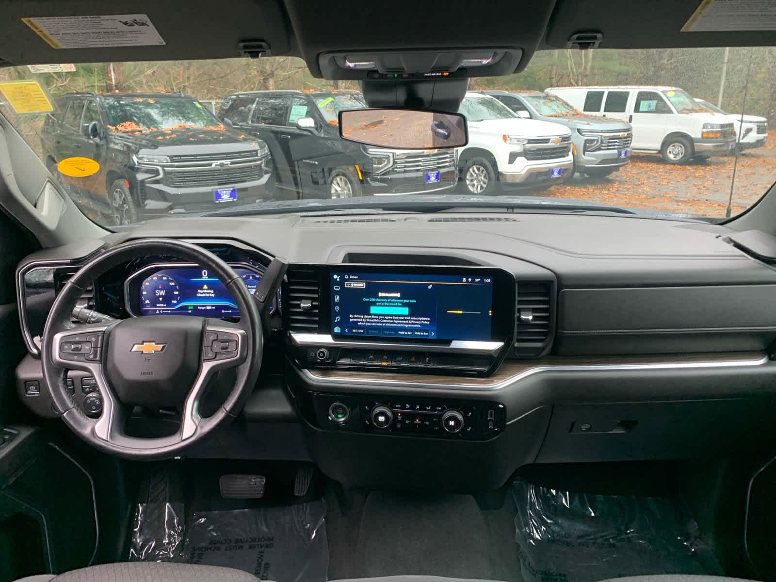 2022 Chevrolet Silverado 1500 LT (2FL)