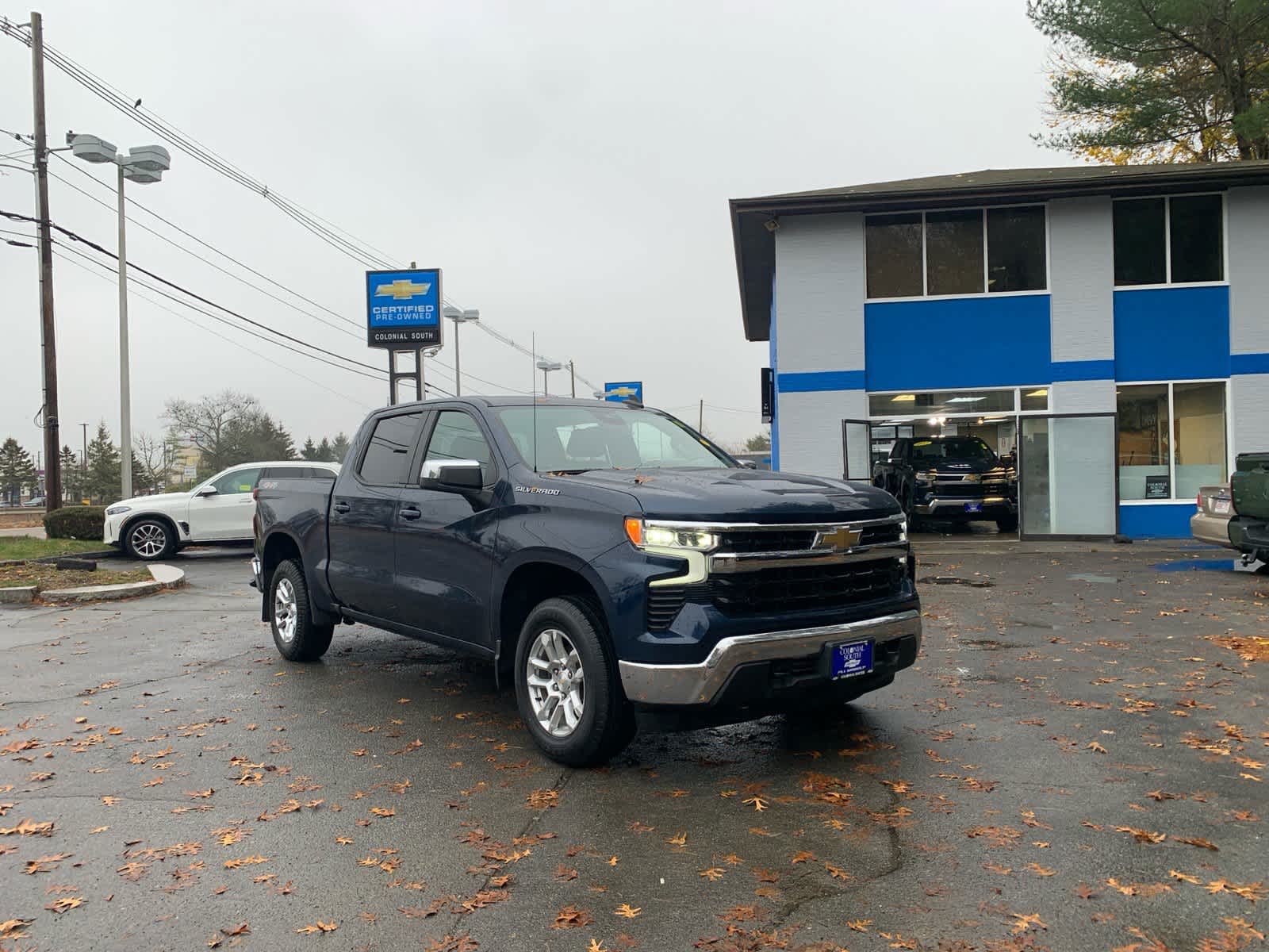 2022 Chevrolet Silverado 1500 LT (2FL)