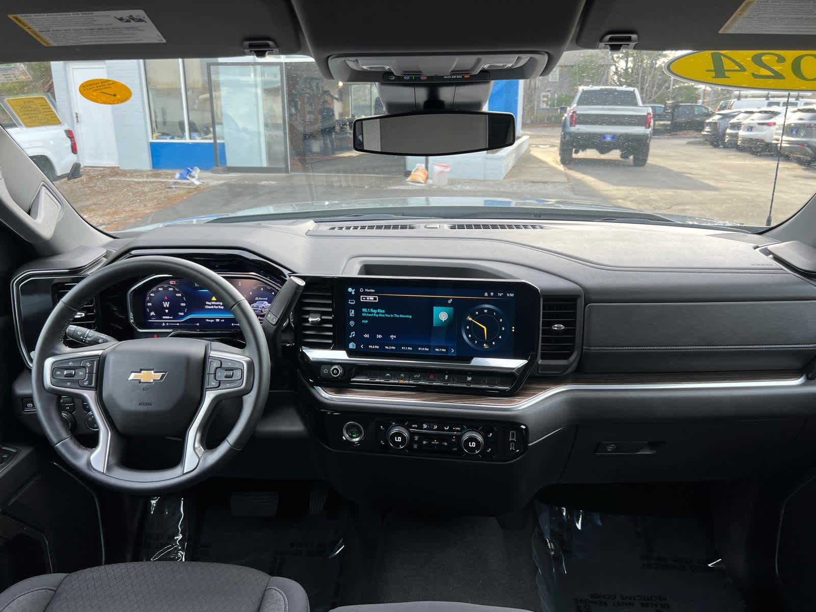 2024 Chevrolet Silverado 1500 LT (2FL)