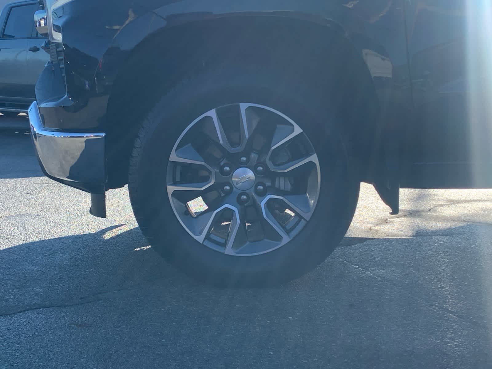 2022 Chevrolet Silverado 1500 LT (2FL)