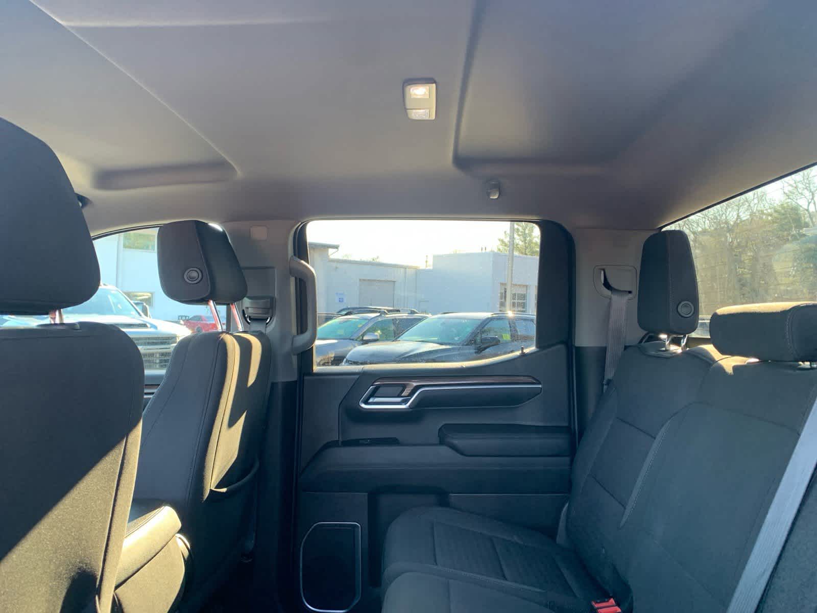 2022 Chevrolet Silverado 1500 LT (2FL)