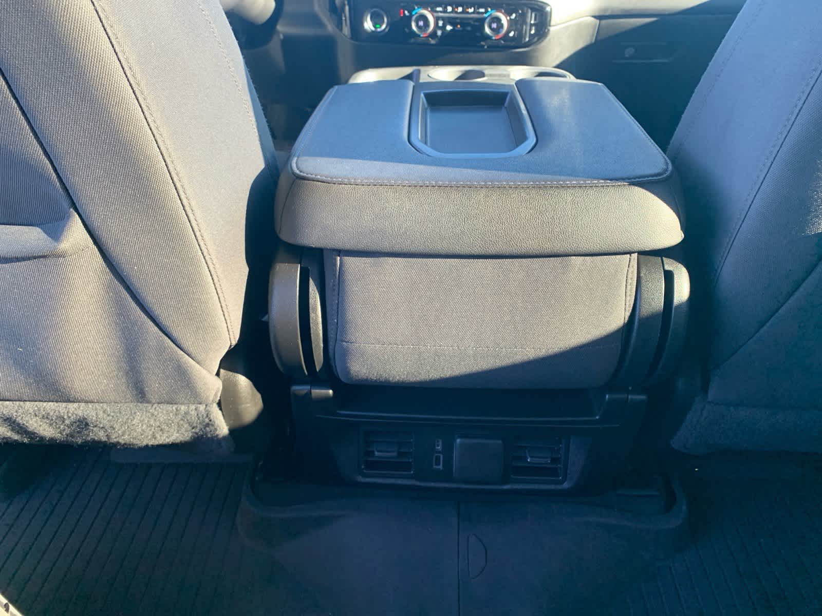 2022 Chevrolet Silverado 1500 LT (2FL)