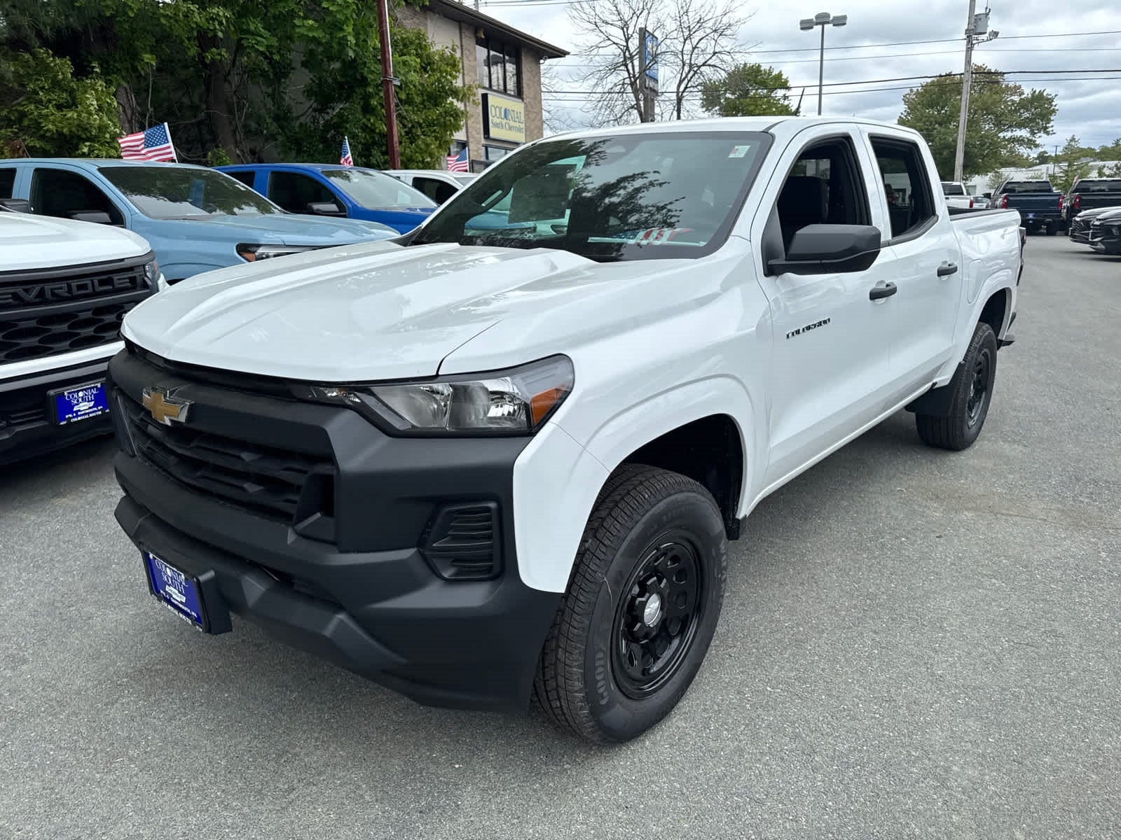 2025 Chevrolet Colorado WT/LT
