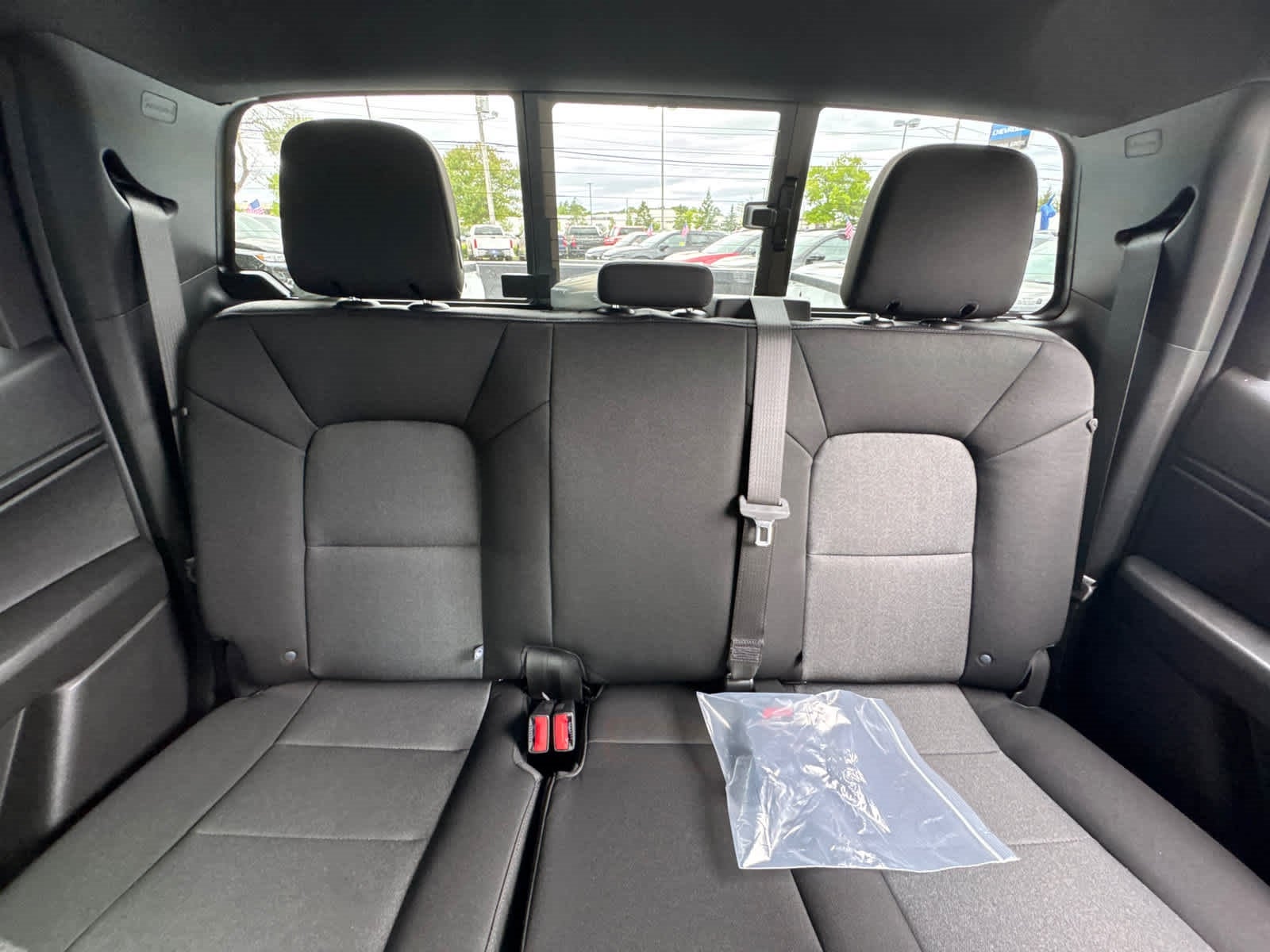 2025 Chevrolet Colorado WT/LT