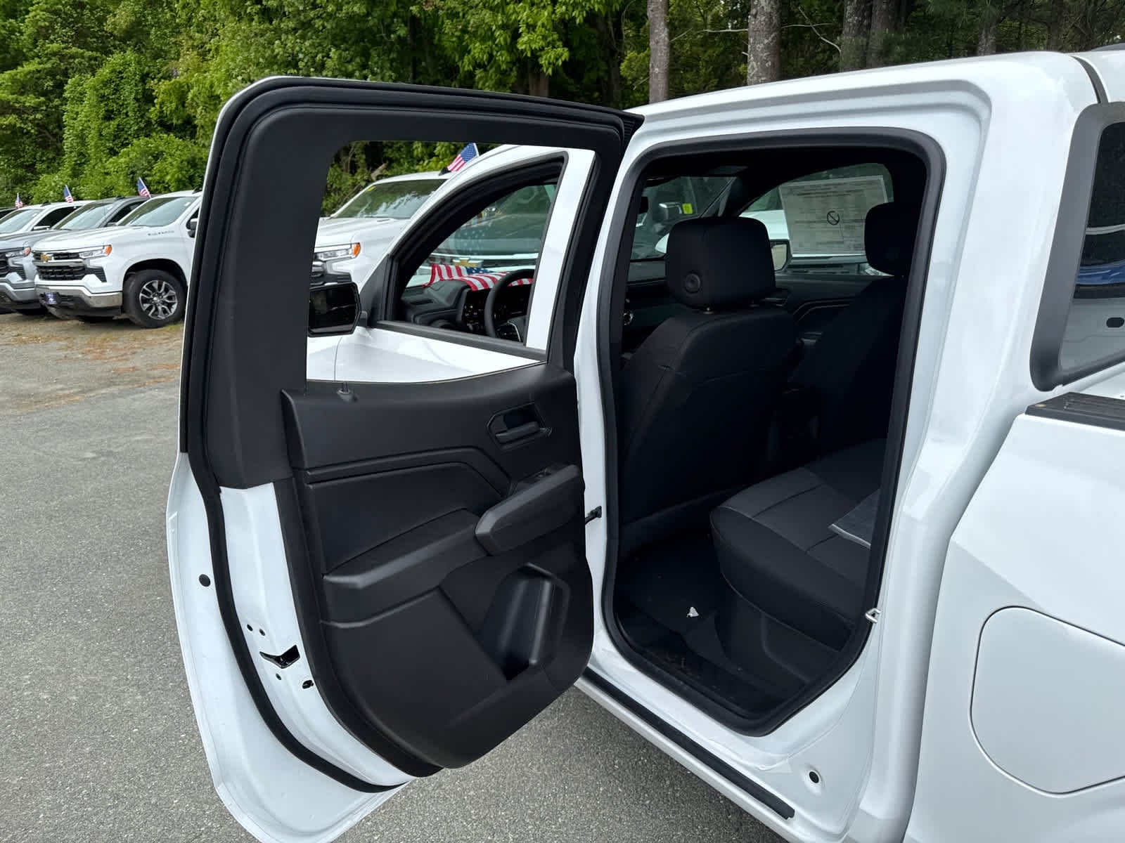 2025 Chevrolet Colorado WT/LT