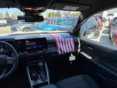 2024 Chevrolet Colorado WT