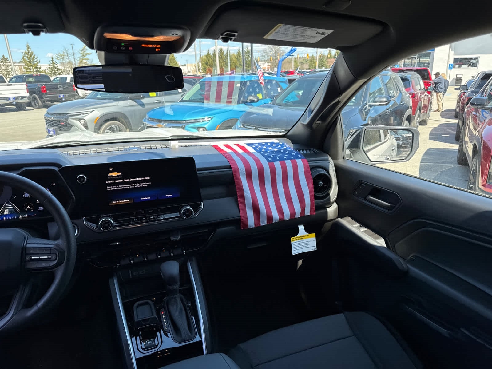 2024 Chevrolet Colorado WT