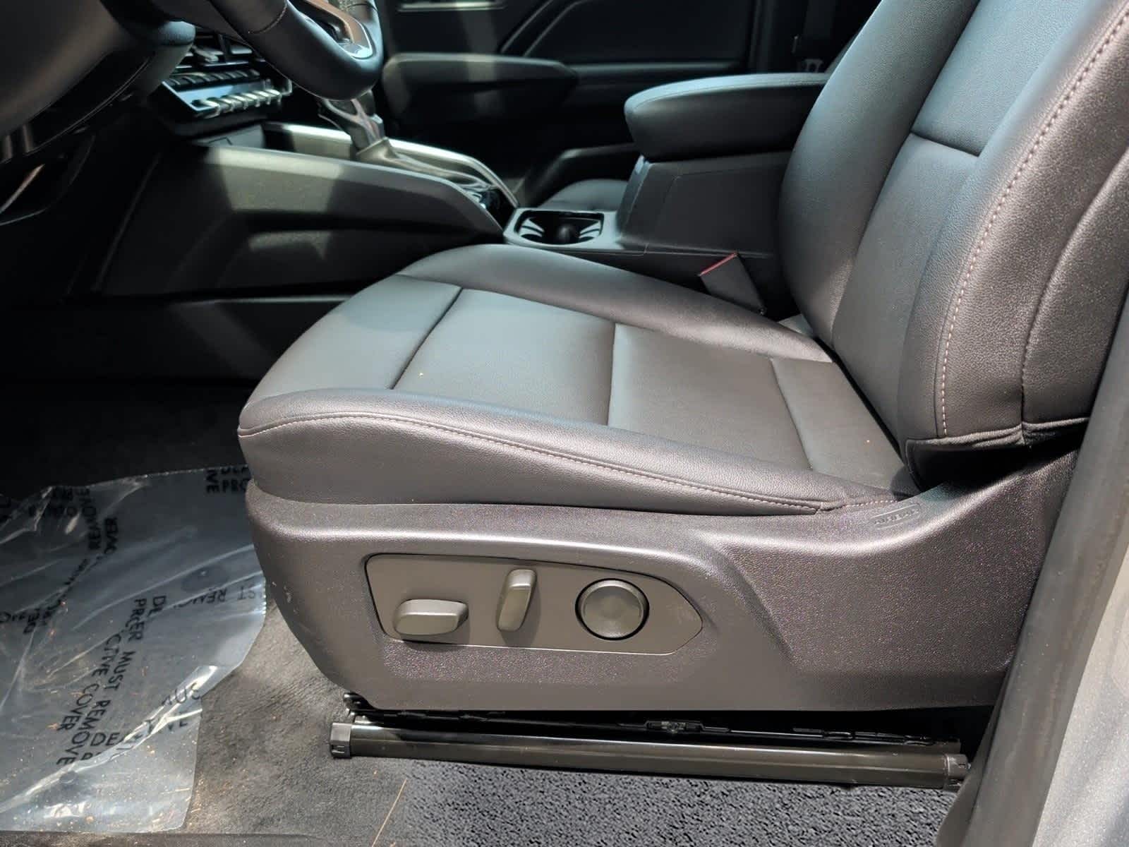 2023 Chevrolet Colorado 4WD LT